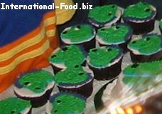Cupcakes with Green Dinosaur Frosting